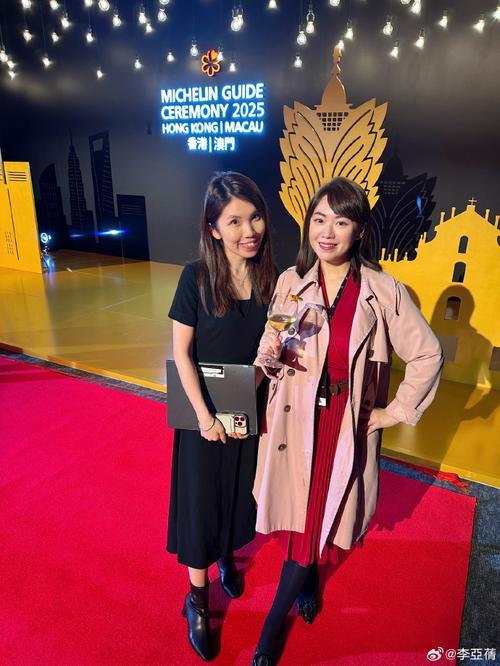 2025新澳门天天开奖结果和大妈打鼓遭业主控诉与大妈打鼓遭业主控诉怎么办